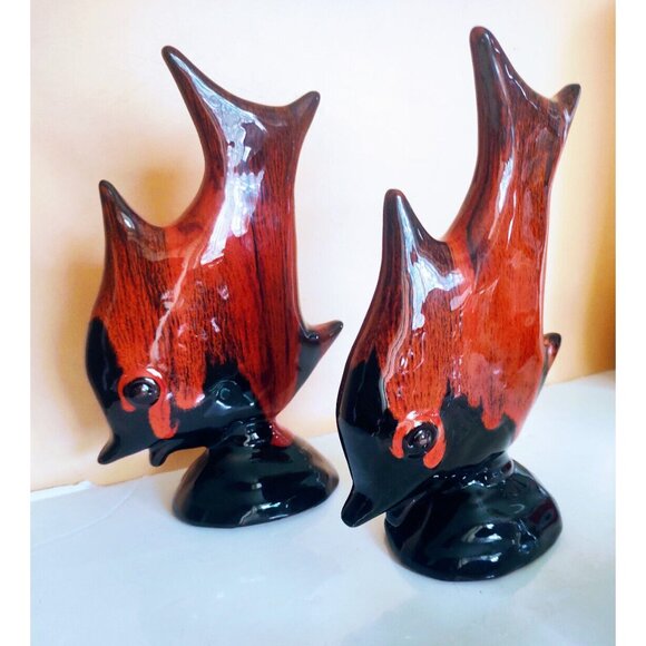 Canuck pottery Canada Angelfish Figurines(set of 2) Red Drip Glaze 8" tall - Picture 3 of 11